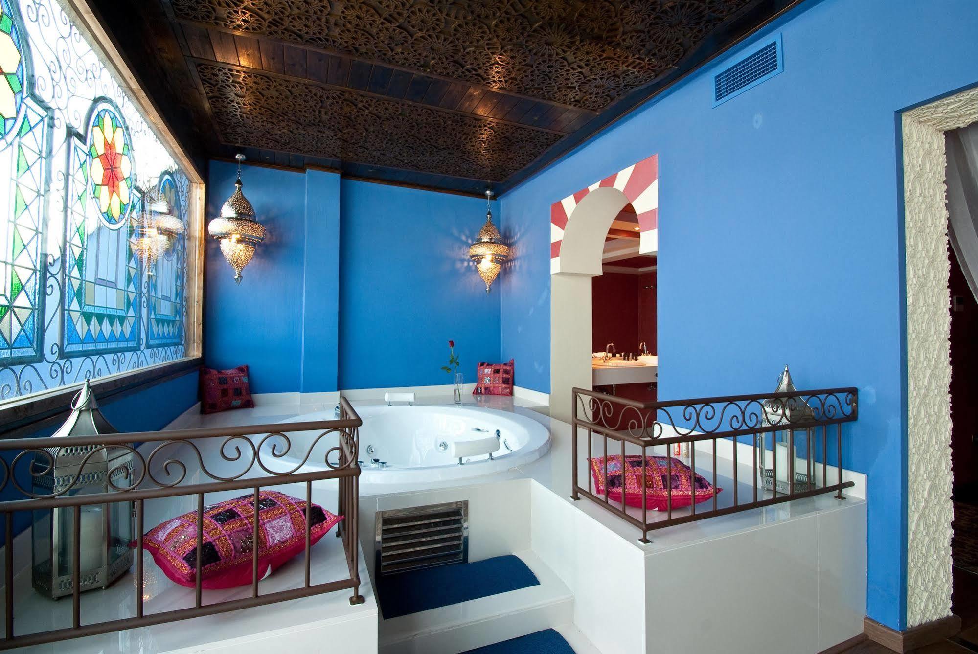 Hotel Infanta Leonor Эсиха Номер фото